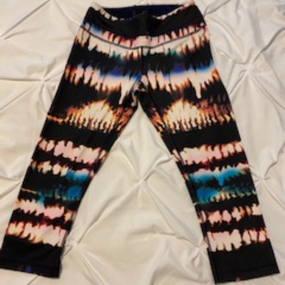 Lucy's Multi Fire Dance Print Capri's
